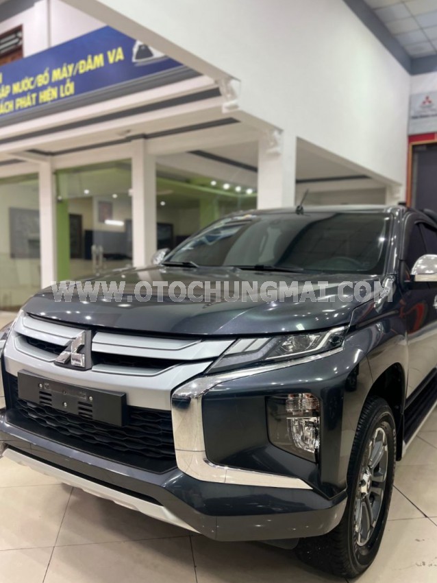 Mitsubishi Triton 4x2 AT Mivec Premium