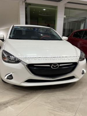 Mazda 2-1.5 AT