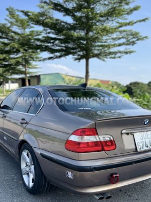 Xe BMW 3 Series 325i