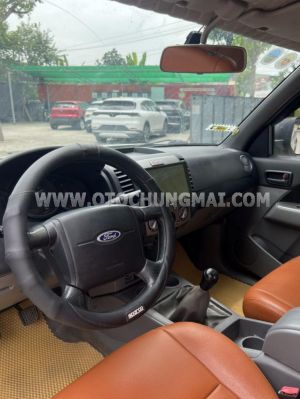 Xe Ford Ranger XL 2.5L 4x2 MT