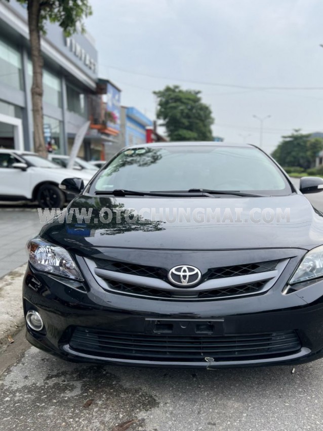 Toyota Corolla altis 2.0V