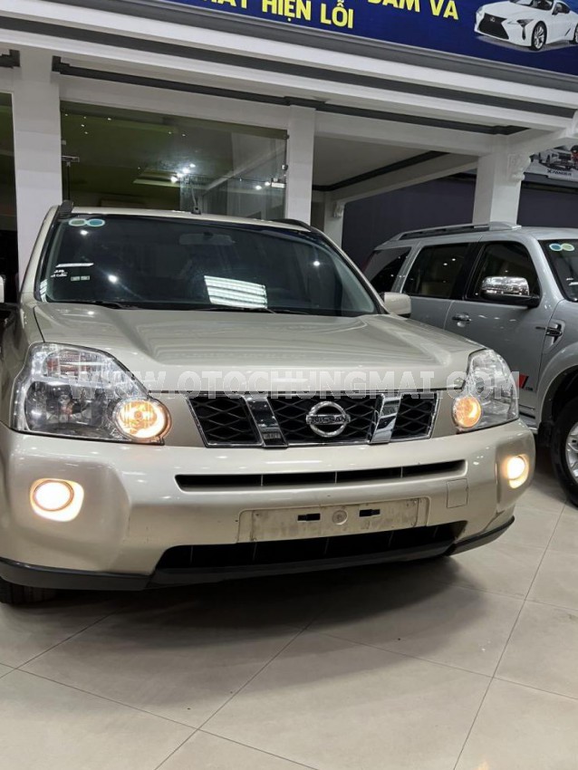 Nissan X trail 2.5 AT