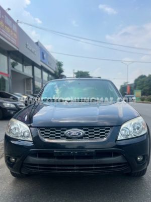 Ford Escape-XLT 2.3L 4x4 AT
