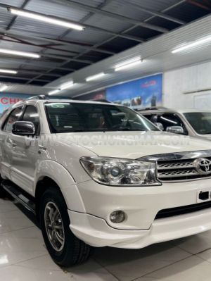 Xe Toyota Fortuner TRD Sportivo 4x4 AT