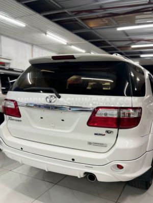 Xe Toyota Fortuner TRD Sportivo 4x4 AT