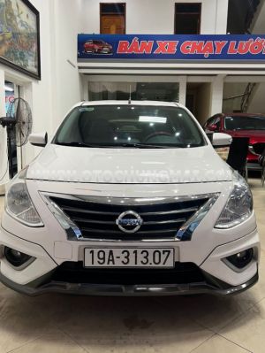Xe Nissan Sunny XT Premium