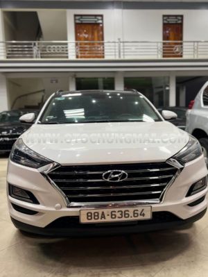 Hyundai Tucson-2.0 AT CRDi