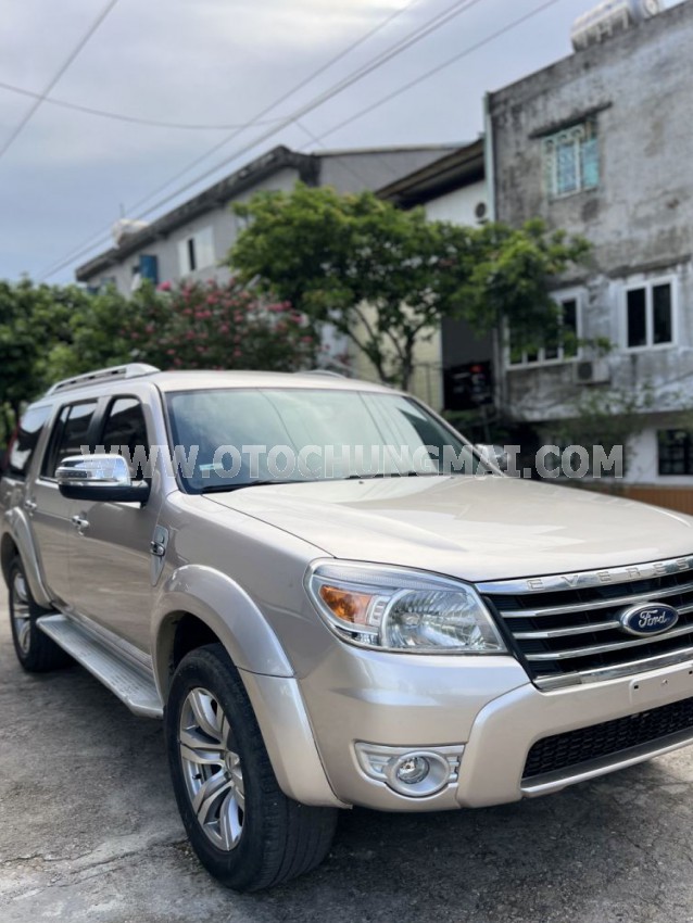Ford Everest 2.5L 4x2 MT