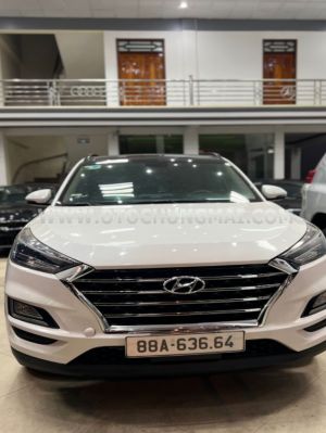 Hyundai Tucson-2.0 AT CRDi