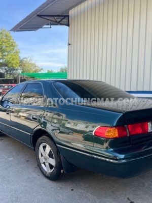 Xe Toyota Camry GLi 2.2