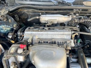 Xe Toyota Camry GLi 2.2