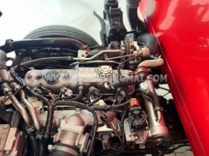 Xe Isuzu QKR QMR77HE4 Thùng Kín