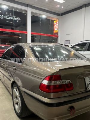 Xe BMW 3 Series 325i