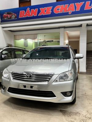 Xe Toyota Innova 2.0V