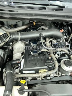 Xe Toyota Innova 2.0V