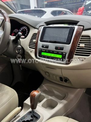 Xe Toyota Innova 2.0V