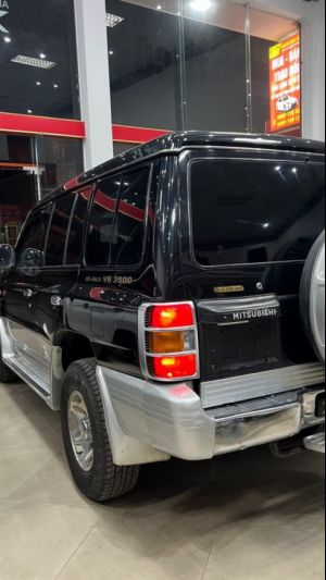 Xe Mitsubishi Pajero 3.5
