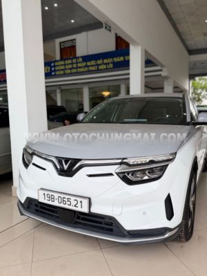Xe VinFast VF8 Eco AWD