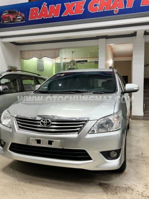 Xe Toyota Innova 2.0V