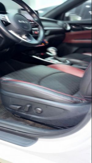 Xe Kia K3 Premium 1.6 AT