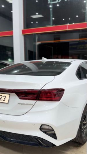 Xe Kia K3 Premium 1.6 AT