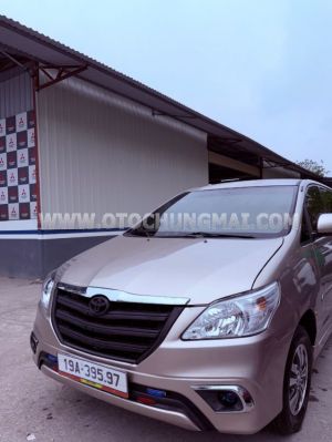 Xe Toyota Innova 2.0E