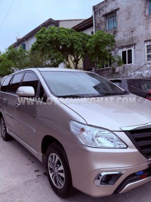 Xe Toyota Innova 2.0E