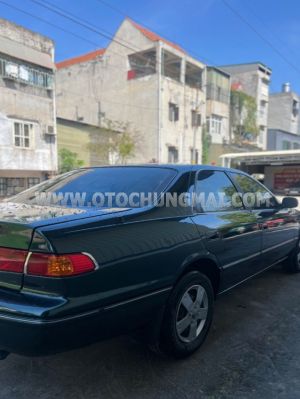 Xe Toyota Camry GLi 2.2