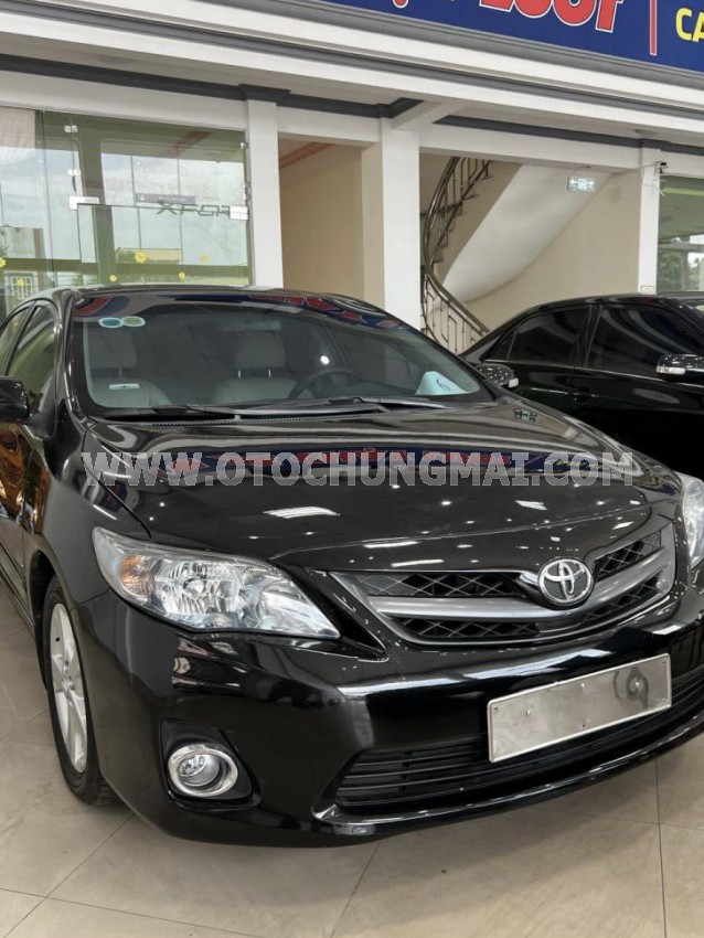 Toyota Corolla altis 2.0V