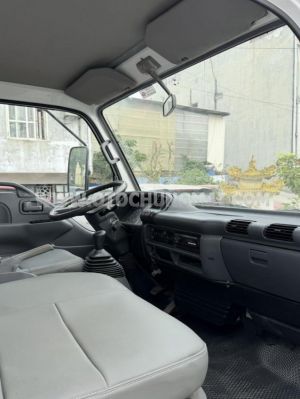 Xe Isuzu QKR QMR77HE4 Thùng Kín