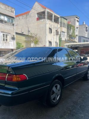 Xe Toyota Camry GLi 2.2