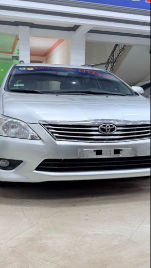 Xe Toyota Innova 2.0V