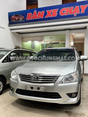 Xe Toyota Innova 2.0V