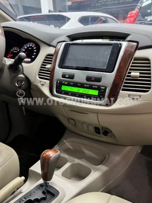 Xe Toyota Innova 2.0V