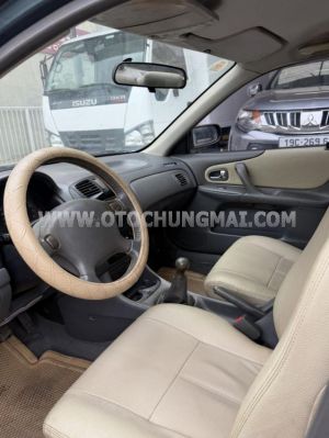 Xe Ford Laser Deluxe 1.6 MT