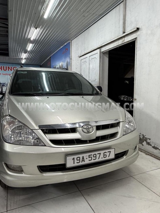 Xe Toyota Innova G