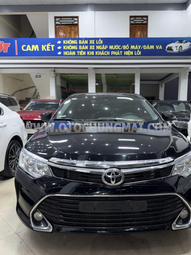 Xe Toyota Camry 2.5Q