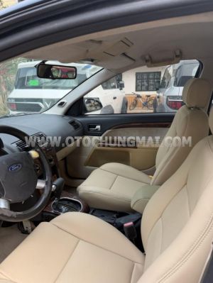 Xe Ford Mondeo 2.0 AT