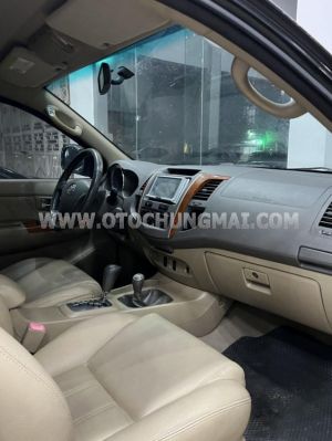 Xe Toyota Fortuner 2.7V 4x4 AT