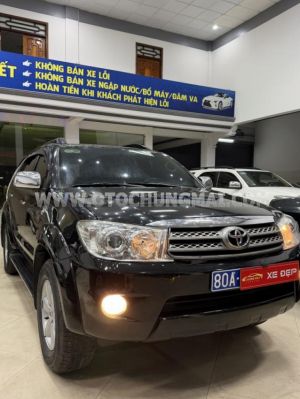 Xe Toyota Fortuner 2.7V 4x4 AT