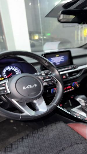 Xe Kia K3 Premium 1.6 AT