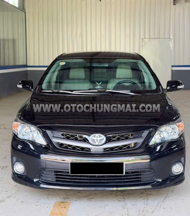 Xe Toyota Corolla altis 2.0V