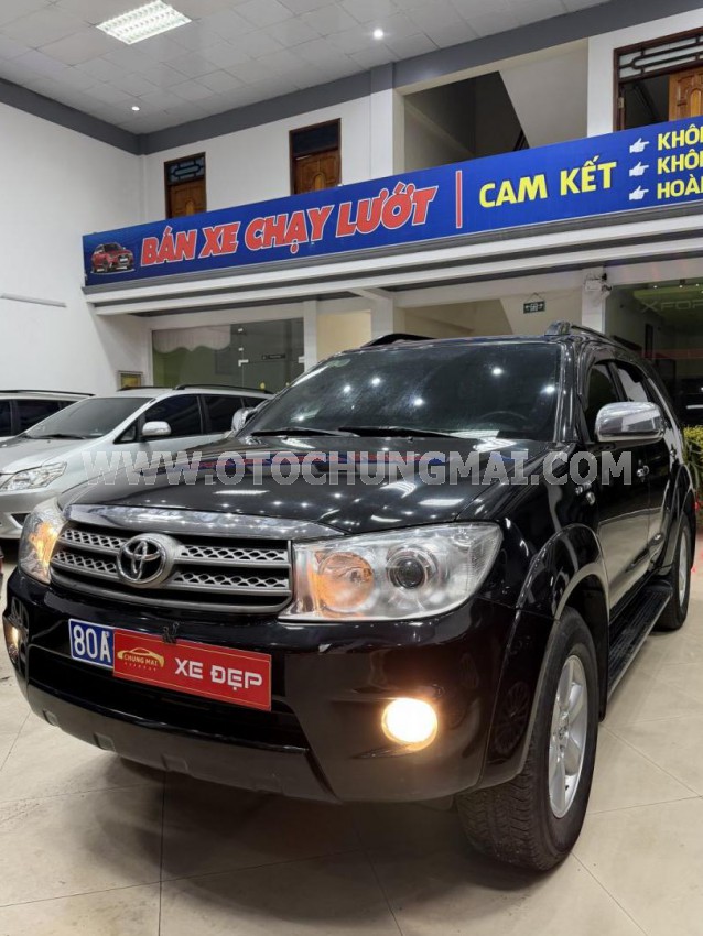 Toyota Fortuner 2.7V 4x4 AT