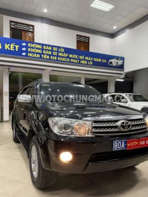 Xe Toyota Fortuner 2.7V 4x4 AT