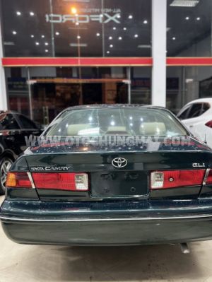 Xe Toyota Camry GLi 2.2