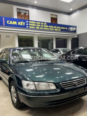Xe Toyota Camry GLi 2.2