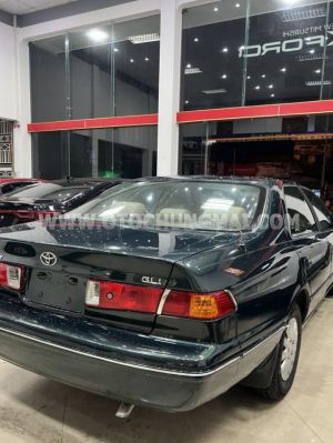 Xe Toyota Camry GLi 2.2