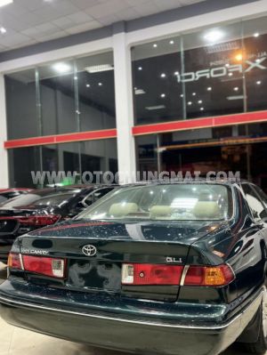 Xe Toyota Camry GLi 2.2