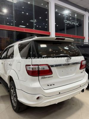 Xe Toyota Fortuner TRD Sportivo 4x4 AT