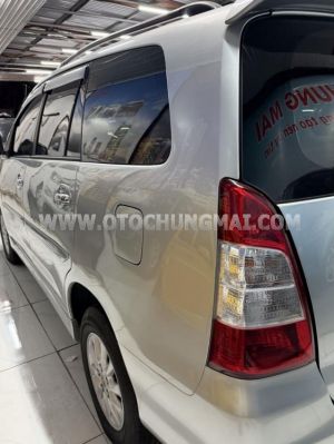 Xe Toyota Innova 2.0V